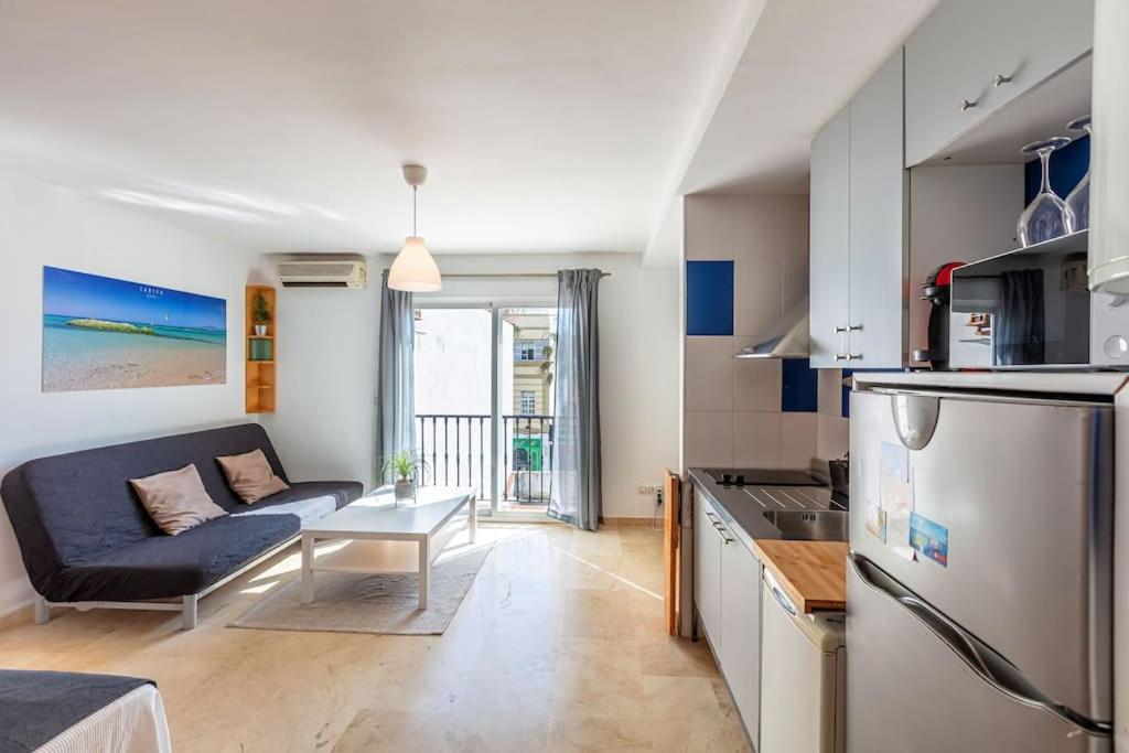 Apartamento En La Calle Principal Con Solarium. Tarifa Dış mekan fotoğraf
