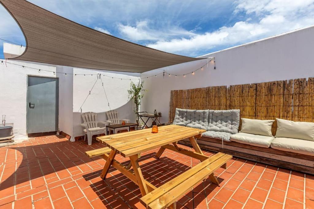 Apartamento En La Calle Principal Con Solarium. Tarifa Dış mekan fotoğraf